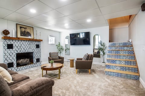 Lakefront | 6 BR | Pool | Seneca Wine Trail