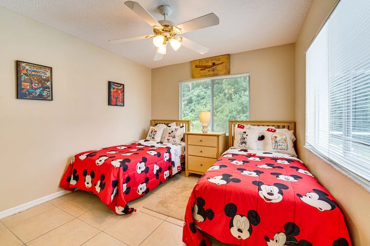 Two twin beds