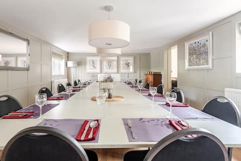 Celebrations & Families. Up To 10 Ensuite Bedrooms