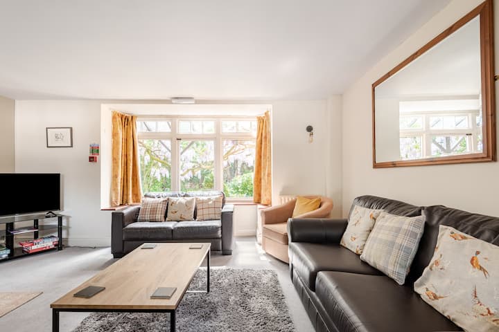 Celebrations & Families. Up To 10 Ensuite Bedrooms - Herefordshire