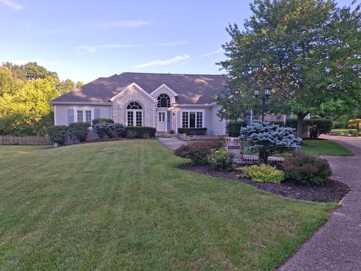 Fully Exclusive Living Oasis - Fort Wayne, IN