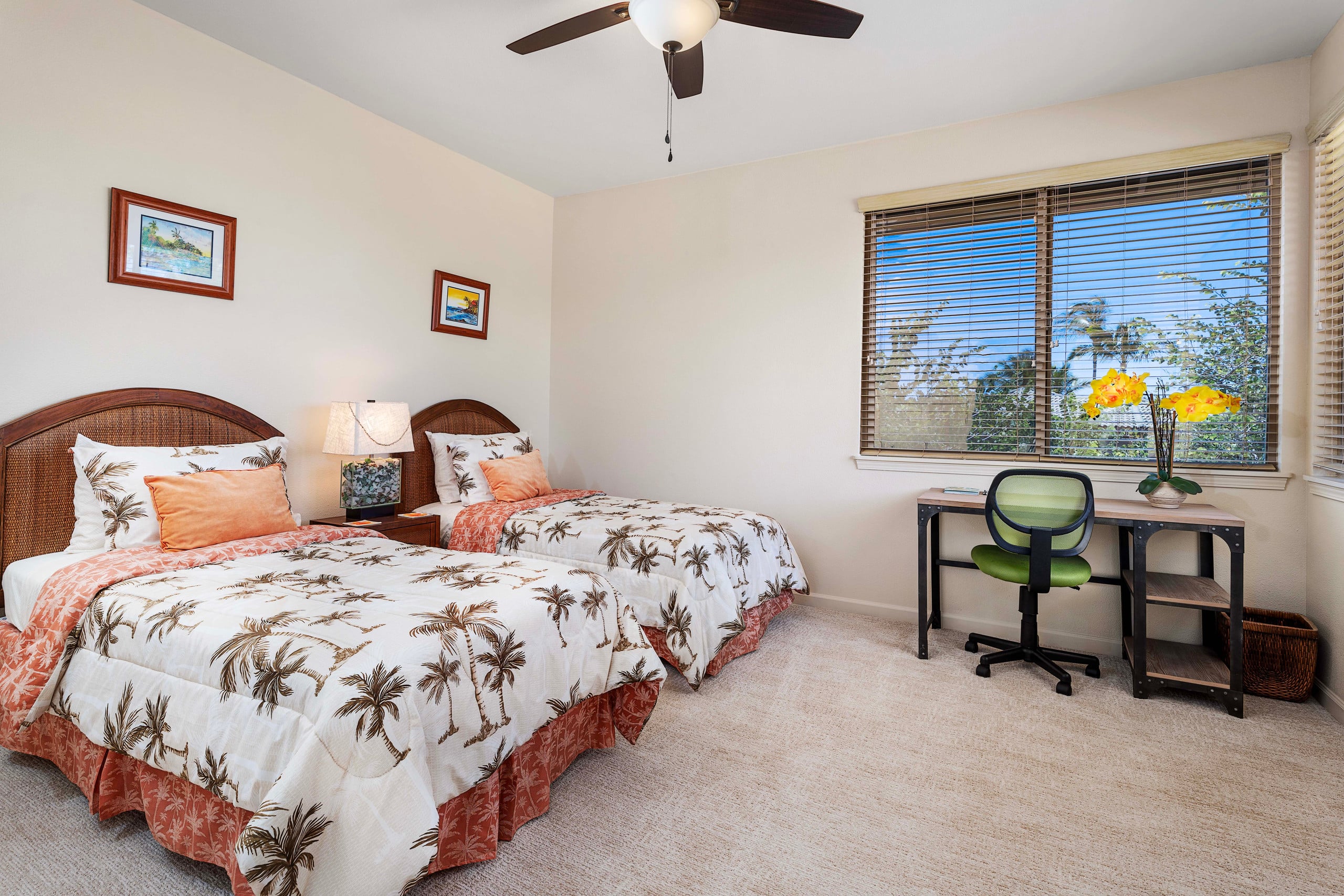 Condo in Waimea · ★5.0 · 3 bedrooms · 4 beds · 2.5 shared baths - Image 32