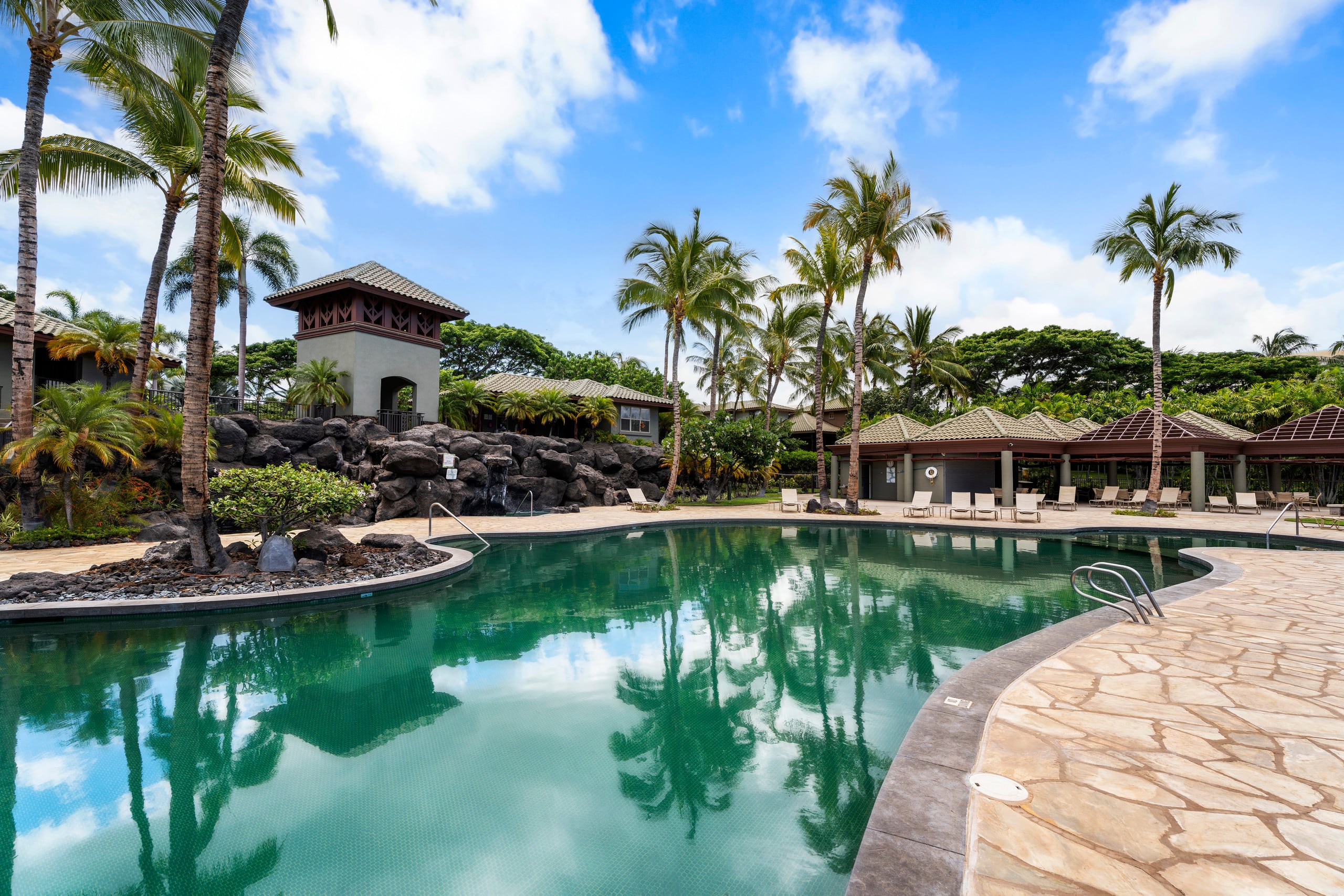 Condo in Waimea · ★5.0 · 3 bedrooms · 4 beds · 2.5 shared baths - Image 37