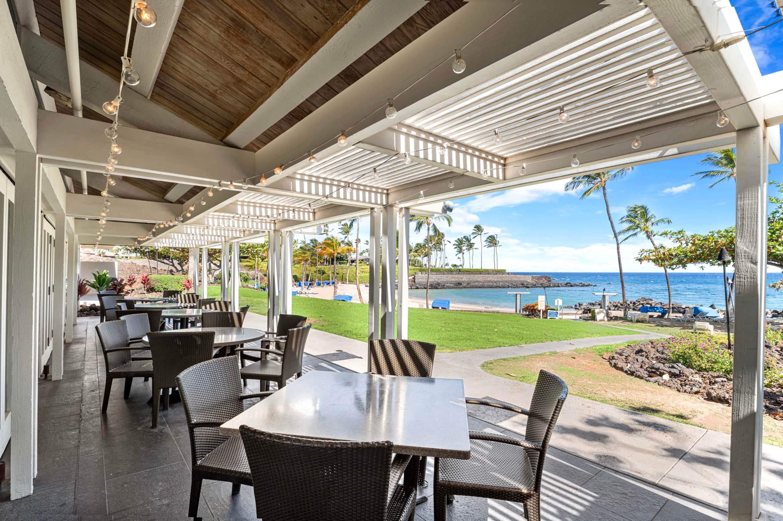 Condo in Waimea · ★5.0 · 3 bedrooms · 4 beds · 2.5 shared baths - Image 60