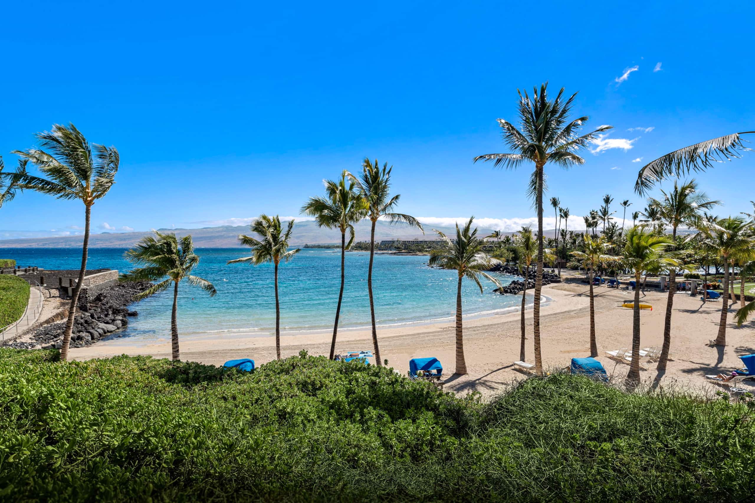 Condo in Waimea · ★5.0 · 3 bedrooms · 4 beds · 2.5 shared baths - Image 69