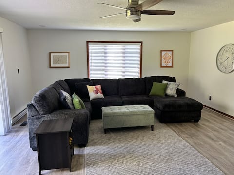 Successful Airbnb property: Mr. C's Lazy Days Airbnb in Port Clinton