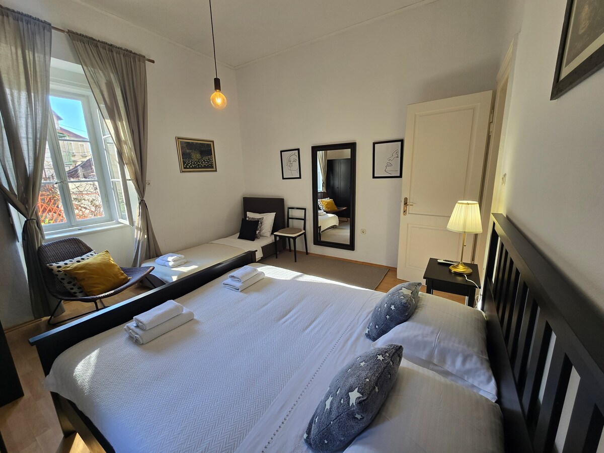 غرفة النوم 2