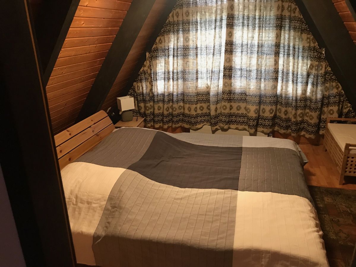 საძინებელი 1