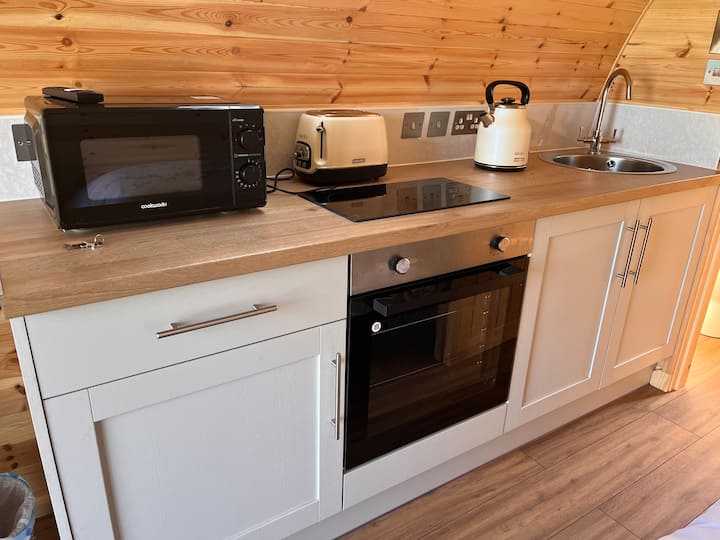 Caragree Croft Cabins 
(Pod 1) - Barra, United Kingdom