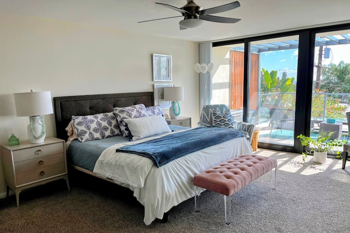 Primarni apartman od 300 četvornih metara koji podsjeća na utočište ima vlastiti privatni balkon od 275 m ²