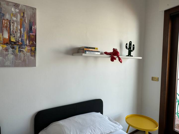 საძინებელი 1