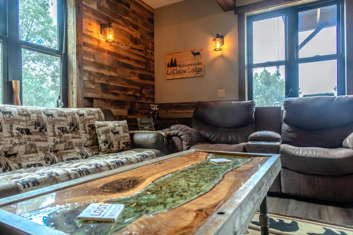 Leclaire Lodge - Fort McCoy, WI