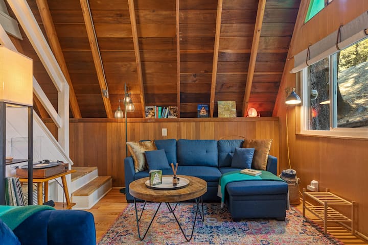 Mountain Lake A-frame | Forest, Ac, Auto-generator - Green Valley Lake, CA
