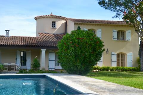 Villa des Lauriers - 5 km St Rémy de Provence - 4 bedrooms