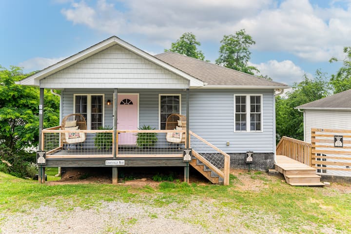 Asheville bungalow – Space for everyone