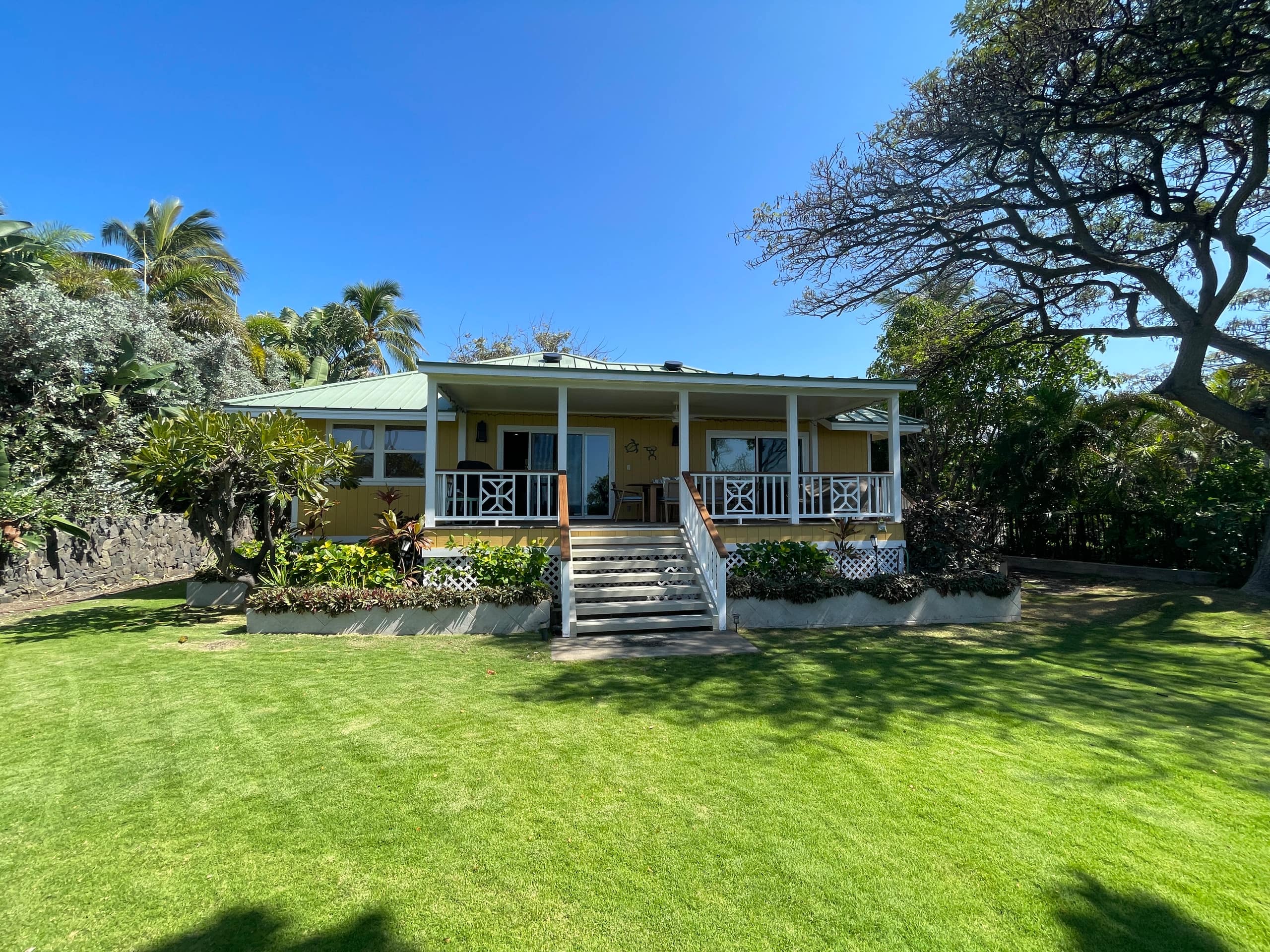 Home in Waimea · ★5.0 · 3 bedrooms · 6 beds · 3 baths - Image 52
