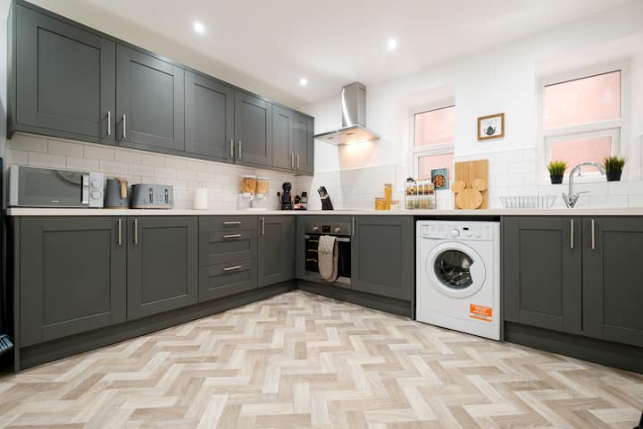6 Bdr, Contractors/free Parking/wifi/discount - Hs - Sunderland