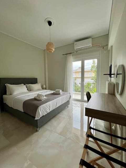 Modern & cozy apartment 1 minute from the metro