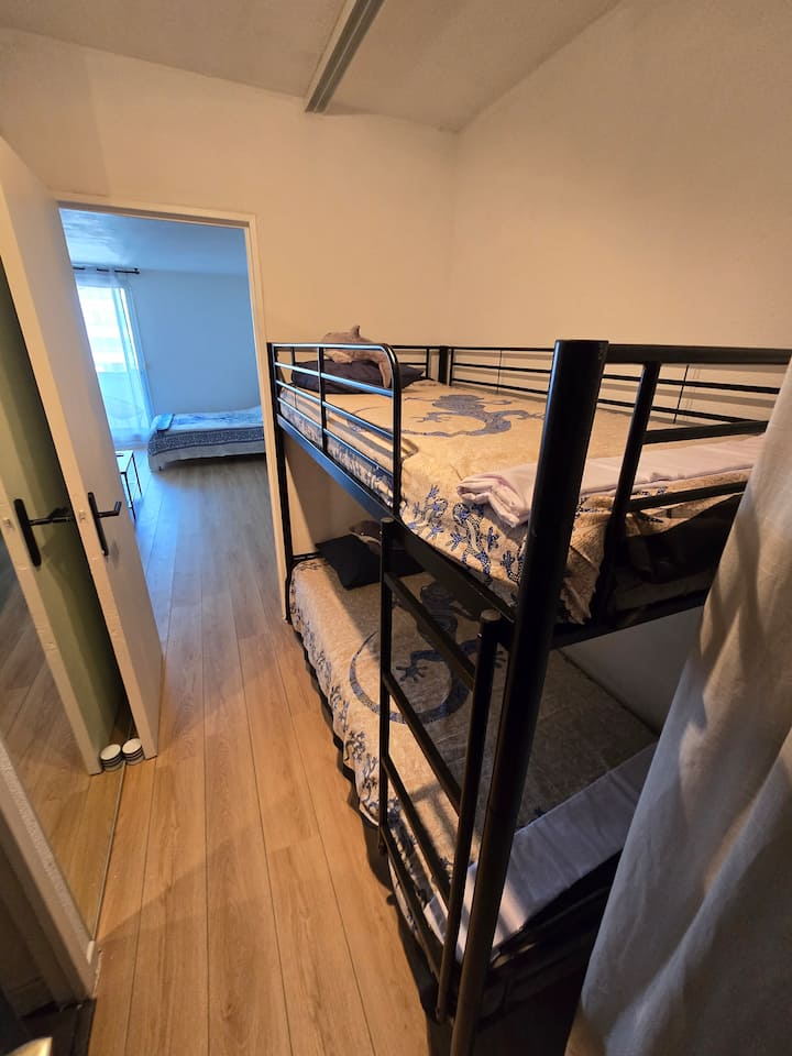 Studio Cabine En Centre-ville, 2 Min De La Plage - La Grande-Motte