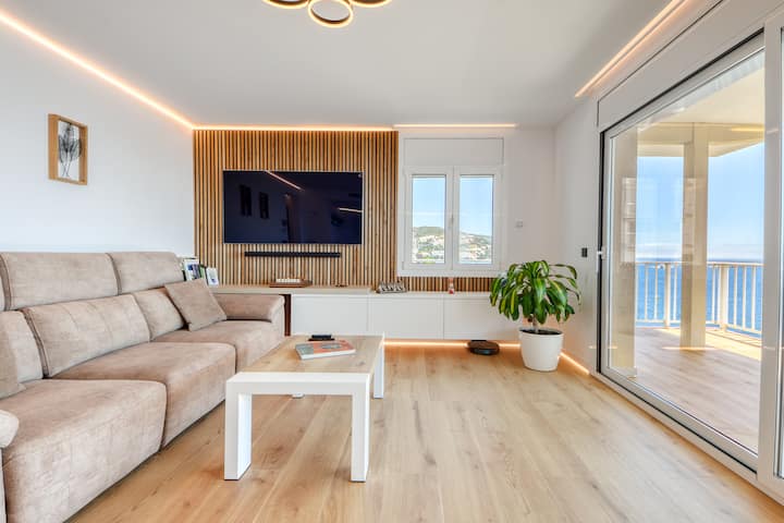 ÁTico Crucero Vip · Terraza Sobre El Mar Y Piscina - Cadaqués