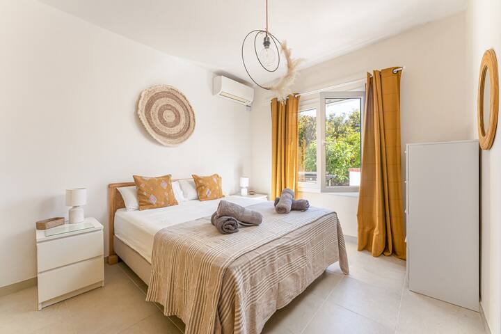 Charming villa with pool in Punta Prima, Menorca gallery image 5