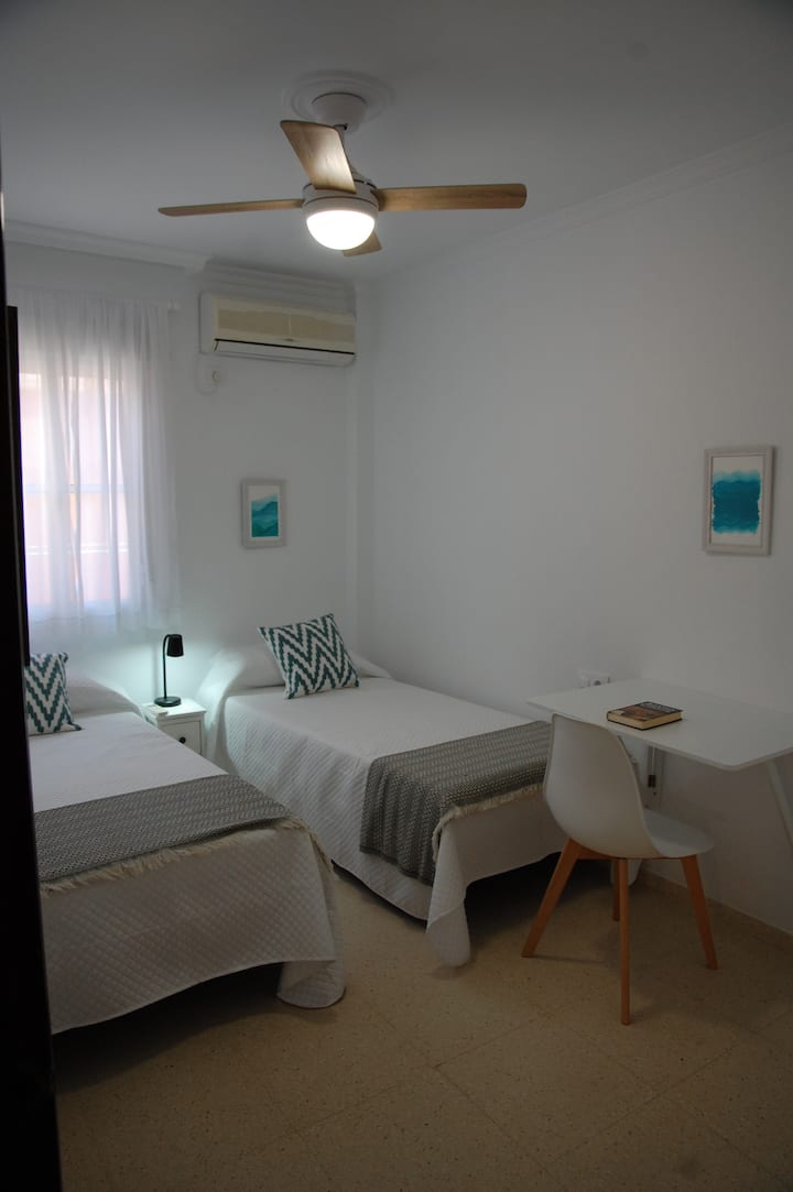 90cm x 190cm camas back 