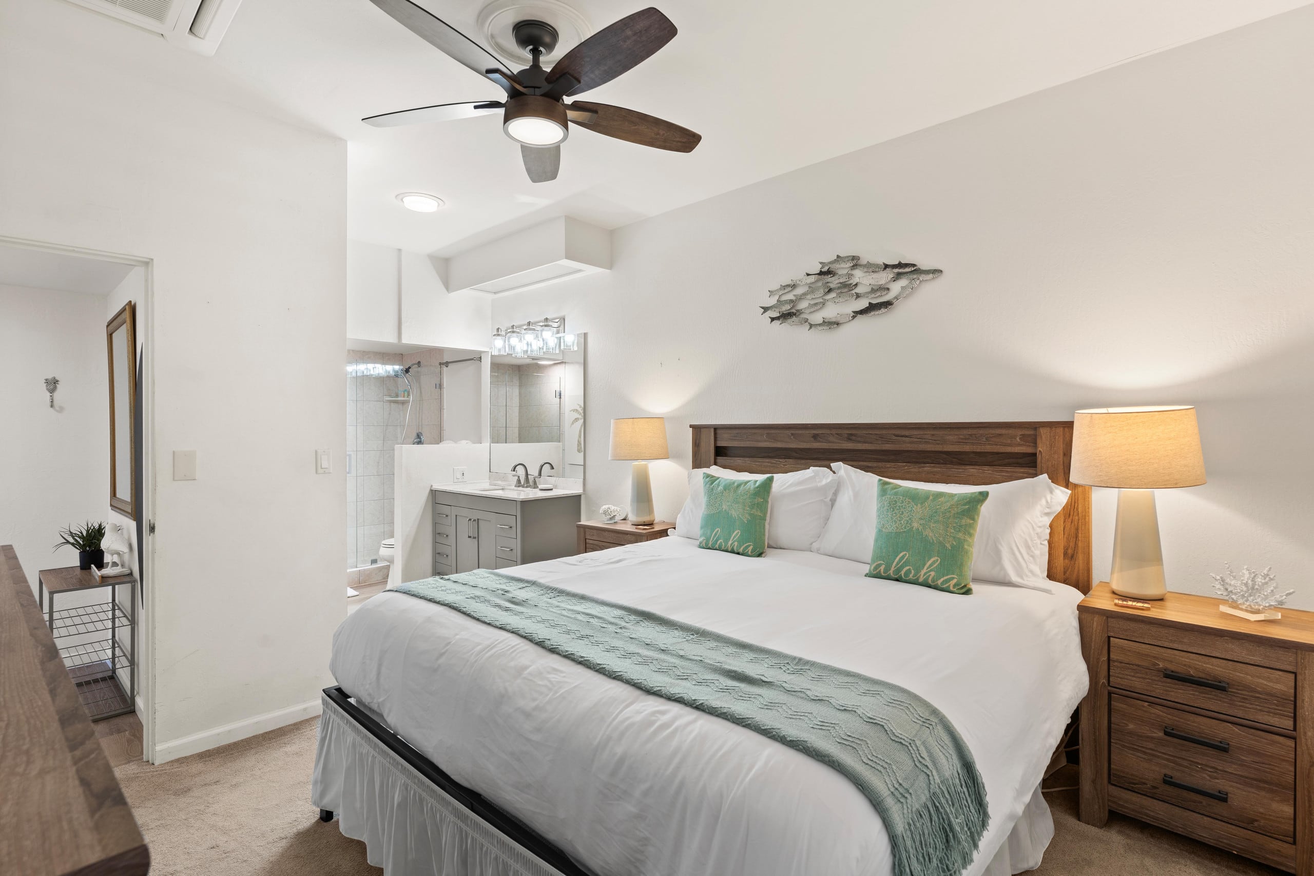 Condo in Kihei · ★4.89 · 2 bedrooms · 4 beds · 2 baths - Image 40