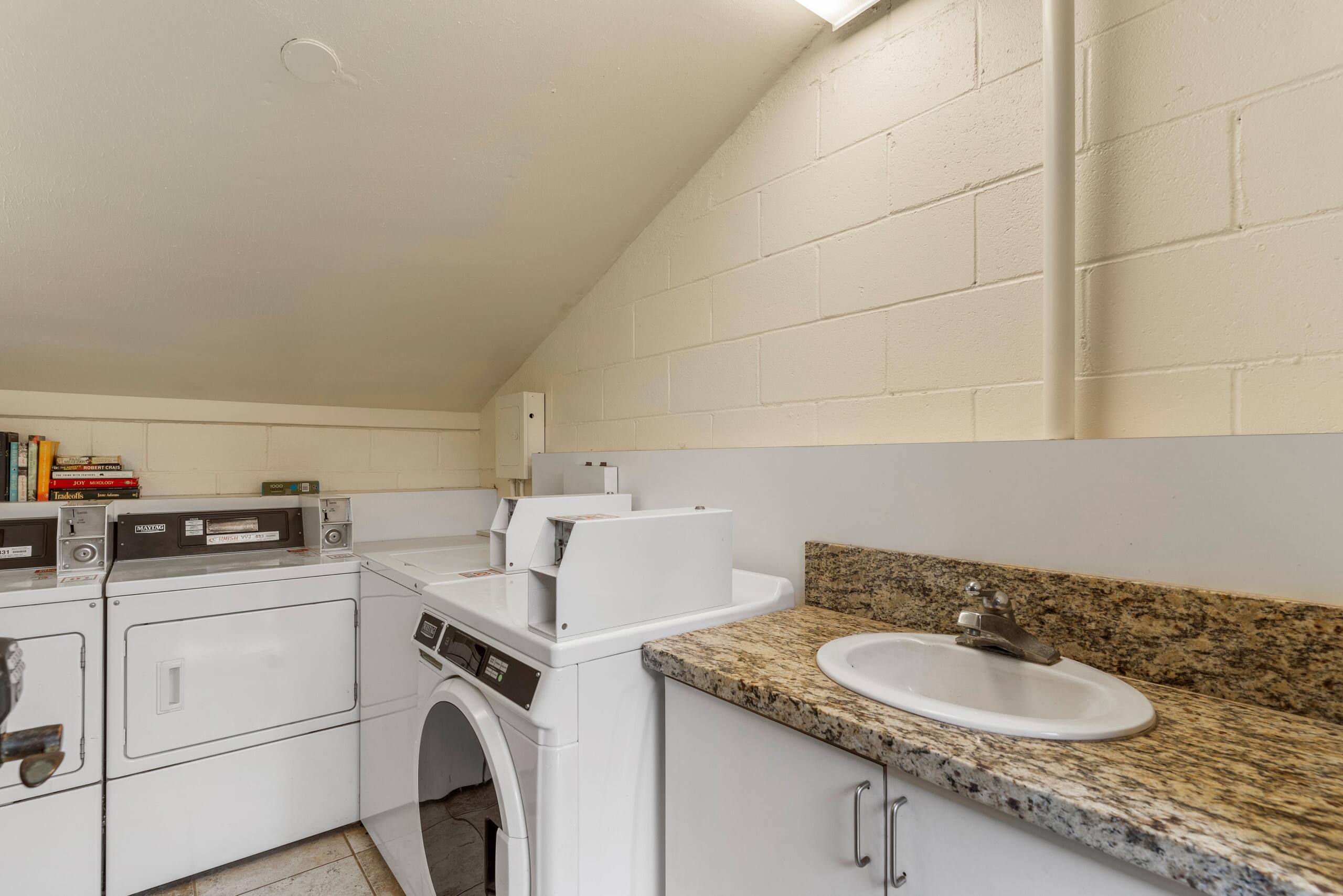 Condo in Kihei · ★4.89 · 2 bedrooms · 4 beds · 2 baths - Image 62