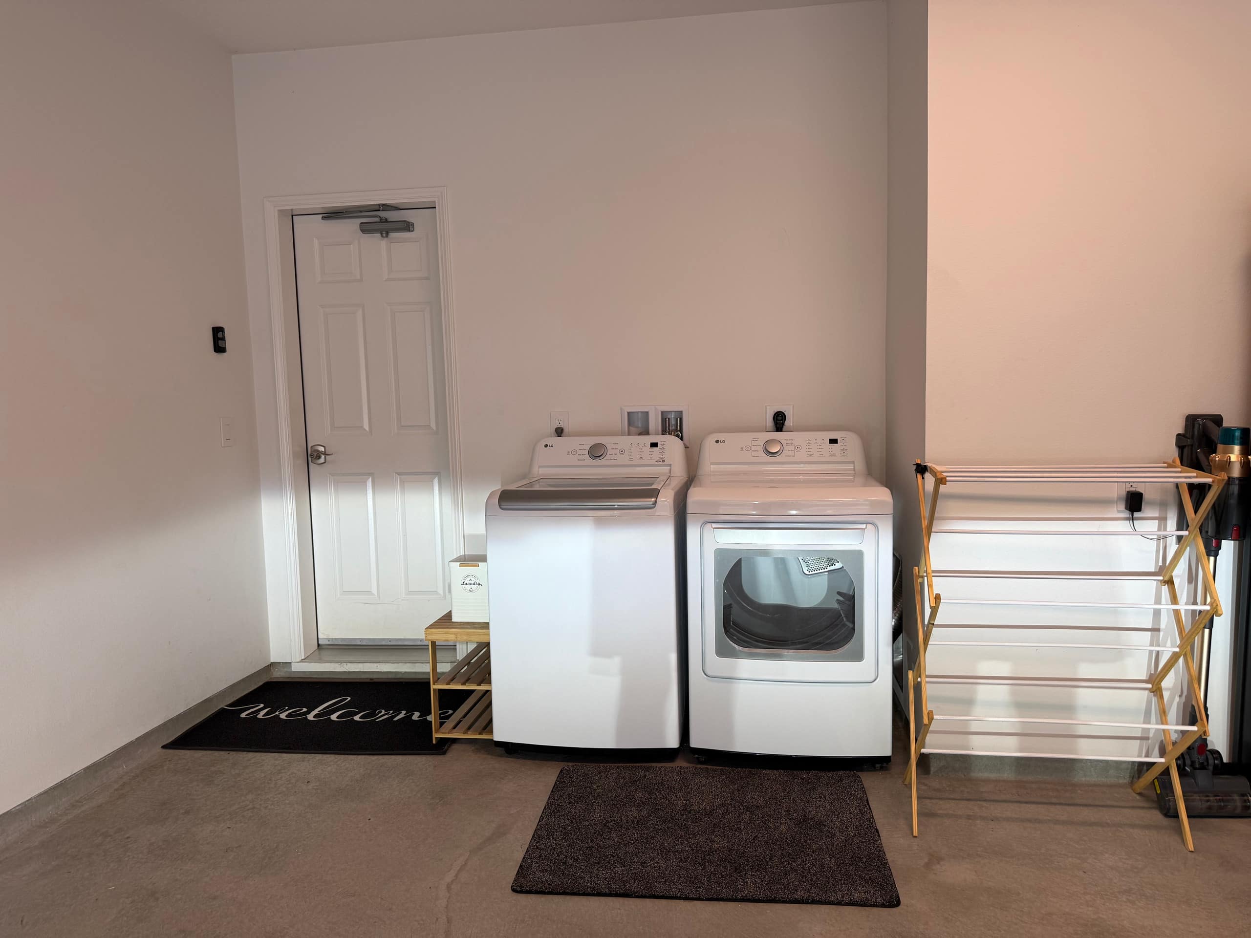Home in Waianae · ★4.98 · 4 bedrooms · 6 beds · 3.5 shared baths - Image 27