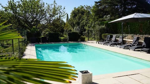 L'Atypik (Clim-Piscine-Sauna)