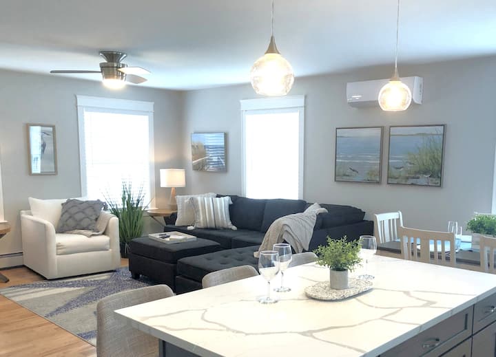 Upscale Oob Beach House | Seasonal Heated Pool - Old Orchard Beach, ME
