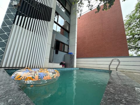 3.5 BHK Sea, Hill & Forest View Villa, Uttan