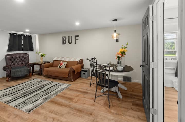 Beautiful Studio Apartment Near Downtown Bflo - Búfalo, NY
