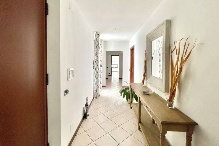 Piazza del Popolo – Apartment in the Heart of Rome gallery image 2