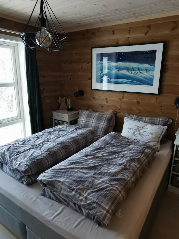 საძინებელი 1