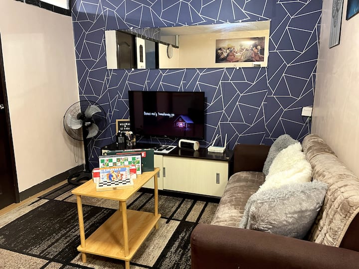 Lecasa Blanca 2br Condo W/ Balcony Near Phil Arena - Santa María