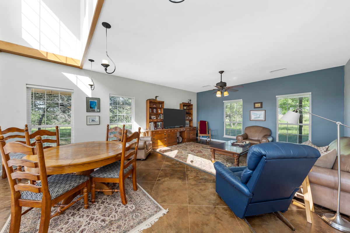 غرفة المعيشة 1