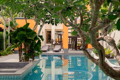 Luxury private pool villa 5 bedroom city transfer private butler