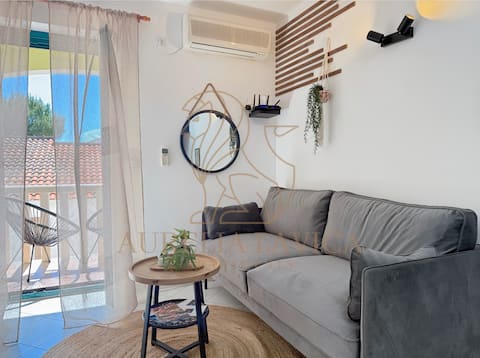 Top Airbnb: Dalmatian Beach Nest – Peace Among Pines in Stobreč