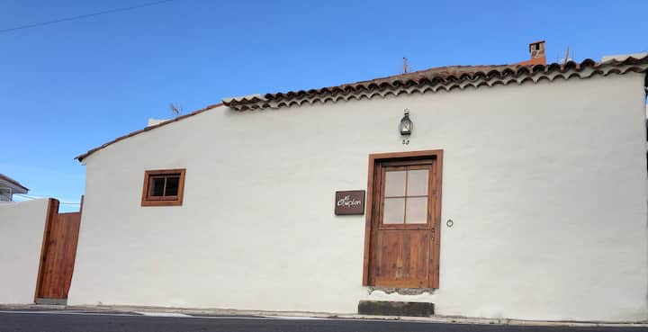 Casa Canaria "El Chaplon" - El Sauzal