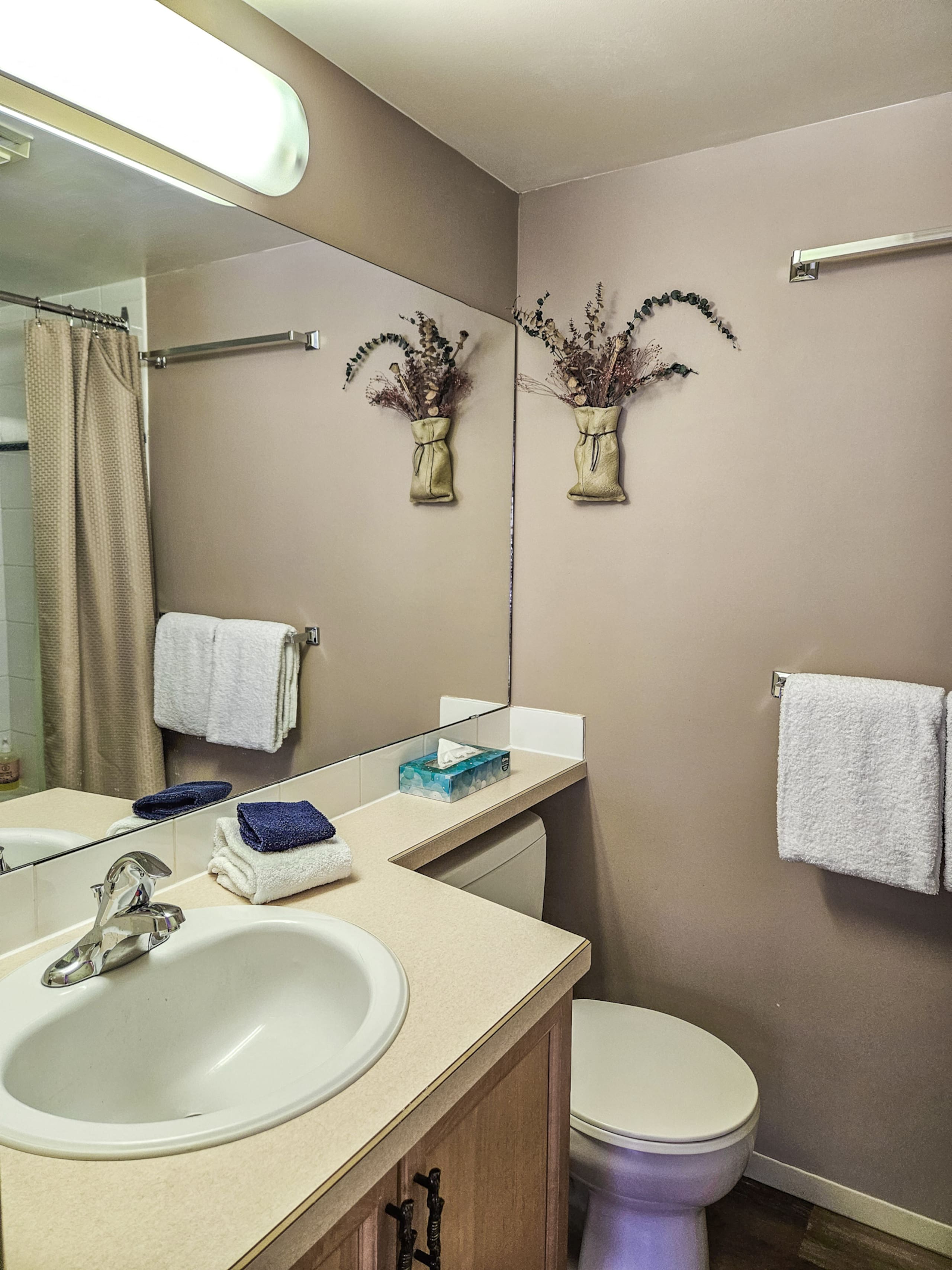 2 BDRM | Toby Creek Lodge | Great Location - Photo 20