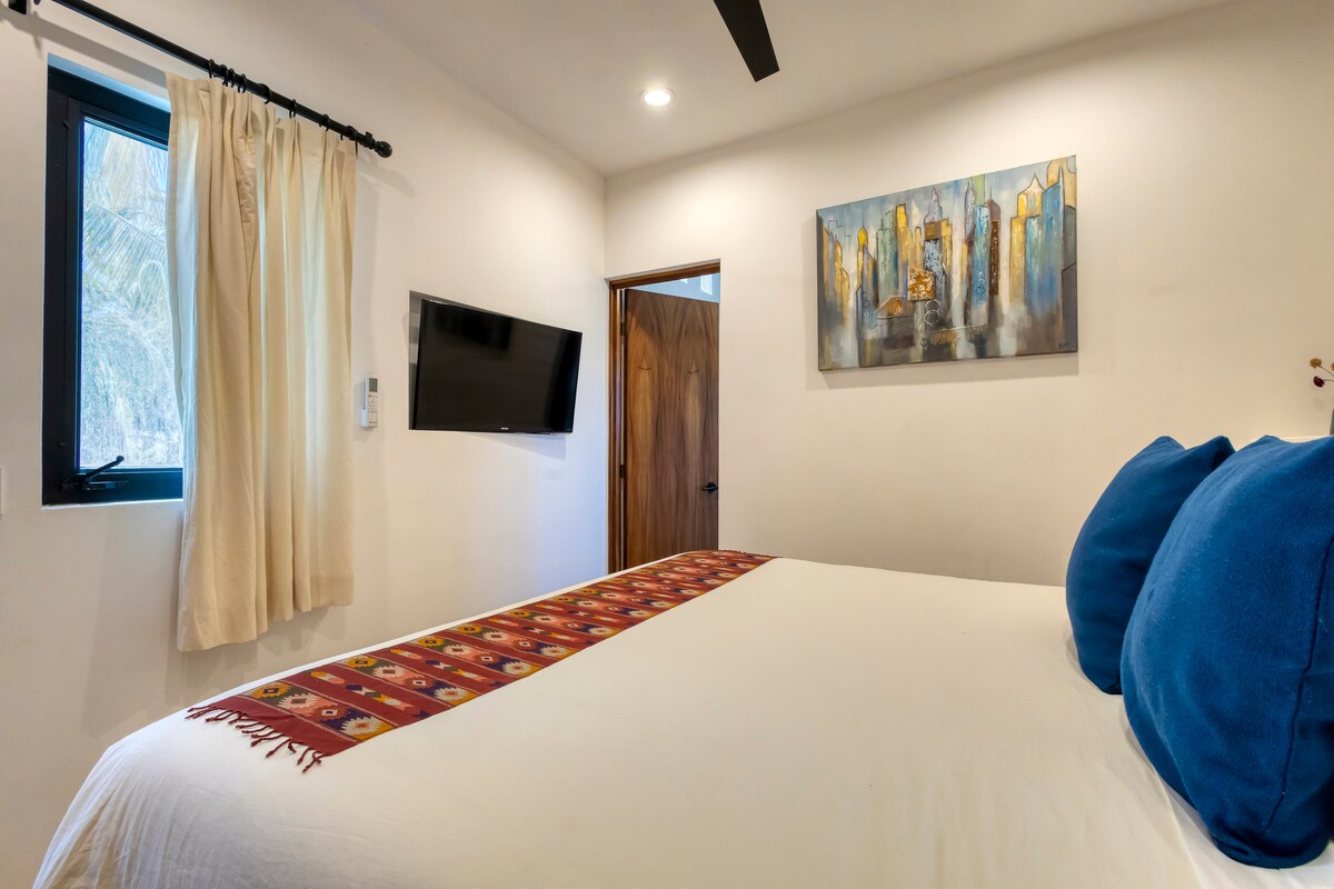 Meditation Haven: 1BR Home - Higuera