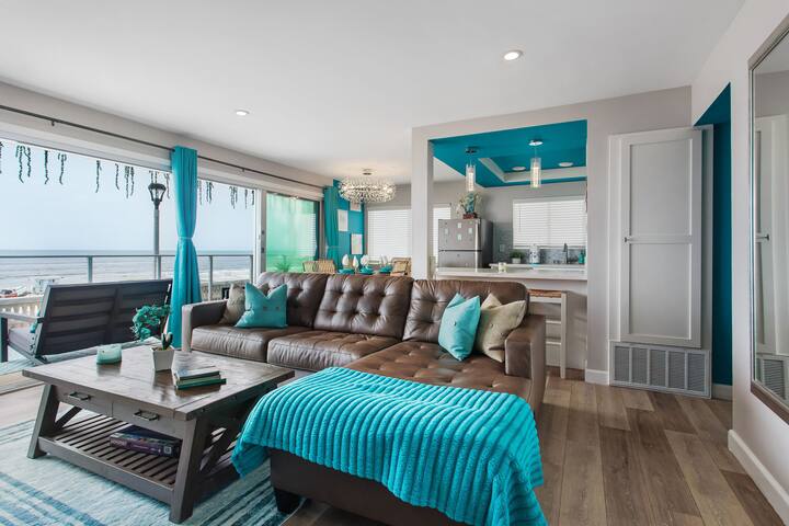 Beach Condo on The Strand! gallery image 5