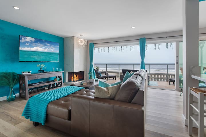 Beach Condo on The Strand!