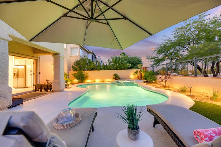 The Juliet: Heated Pool/Spa w Strip Views