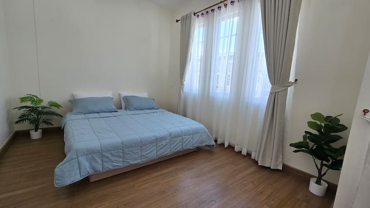 საძინებელი 1