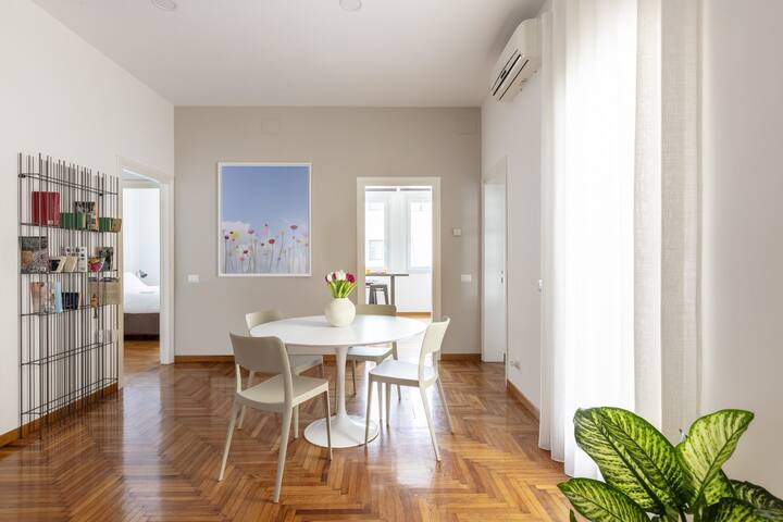 Boutique Apartment near Colosseum & Large Terrace gallery image 3