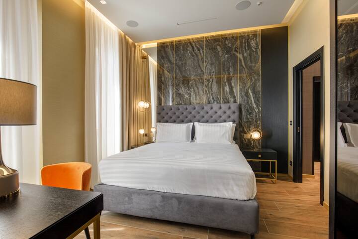 Luxury Rhome Via della Croce gallery image 2