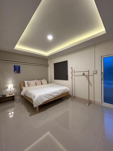 3Bedroom 2Bathroom House BTS Samrong 350 m.
