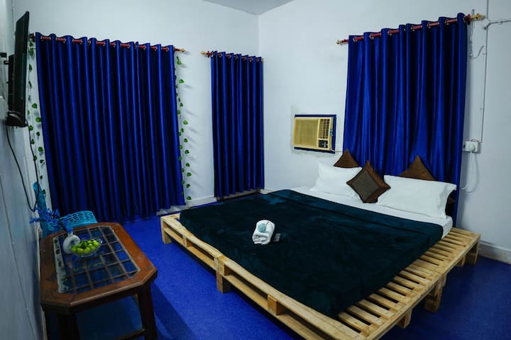 Homestays lucknow managed Airbnb listing 1